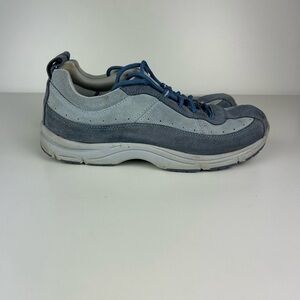 L L BEAN CASUAL LACE UP HIKING WALKING SHOES SIZE 8